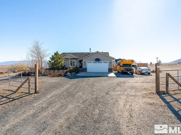 1465 W 9th St, Silver Springs, NV 89429