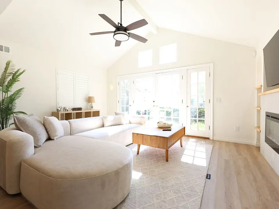 809 Canyon Wash Dr
