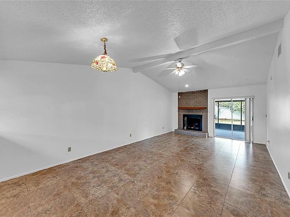 3rd image of 5116 LESHER COURT
