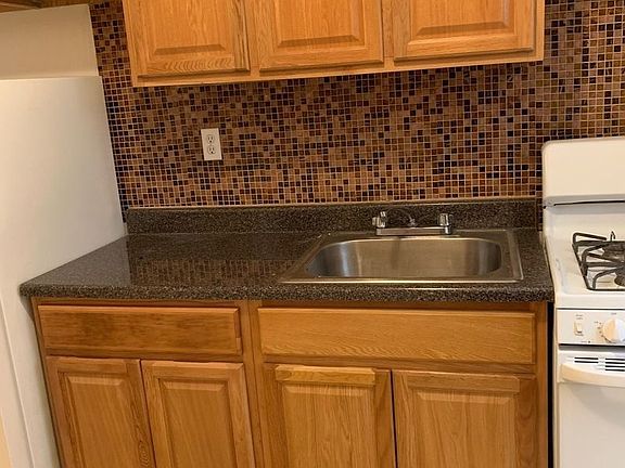 4th image of 11-15 45th Ave #1G