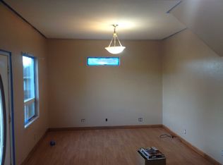 63687 Woodstock Rd, Coos Bay, OR 97420