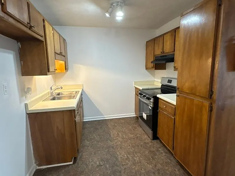 296 Homer Rd — Photo 6