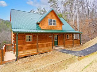 2933 Fiddlers Creek Way, Pigeon Forge, TN 37863