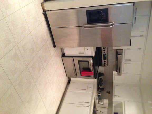 4th image of 8670 Bridle Path Ct