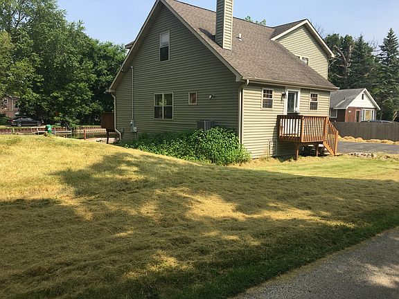 3rd image of 39450 N Woodside Ave