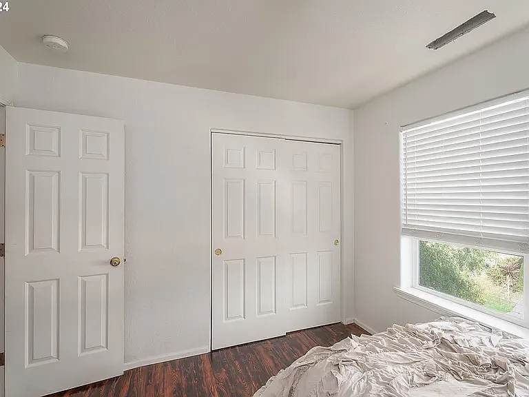 149 NE Plum Ridge Dr — Photo 12
