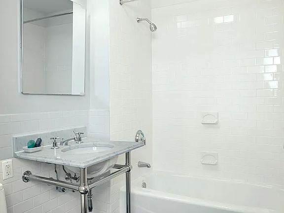 5th image of 125 Court St APT 2SF