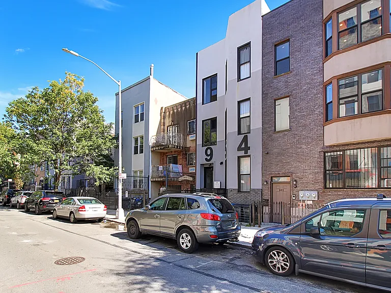 952 Madison St #4 — Photo 14