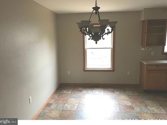 3rd image of 1000 Belleview Blvd