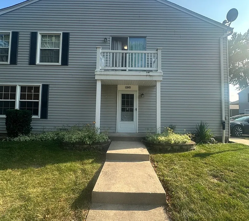 1284 Prairie Ave #D