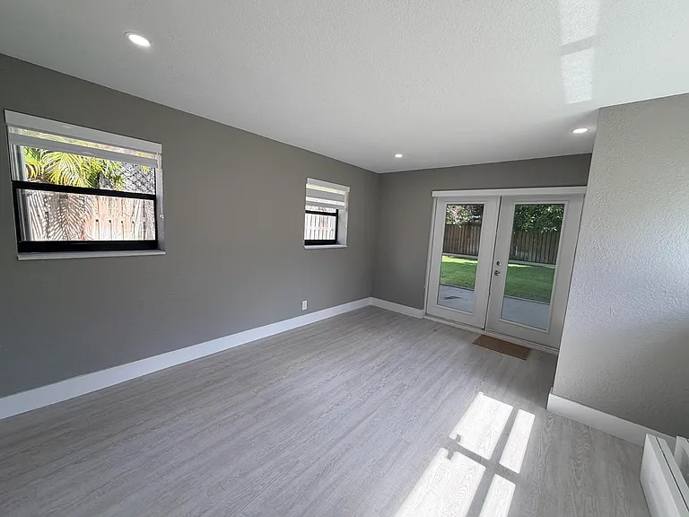 827 Franklin Rd — Photo 15