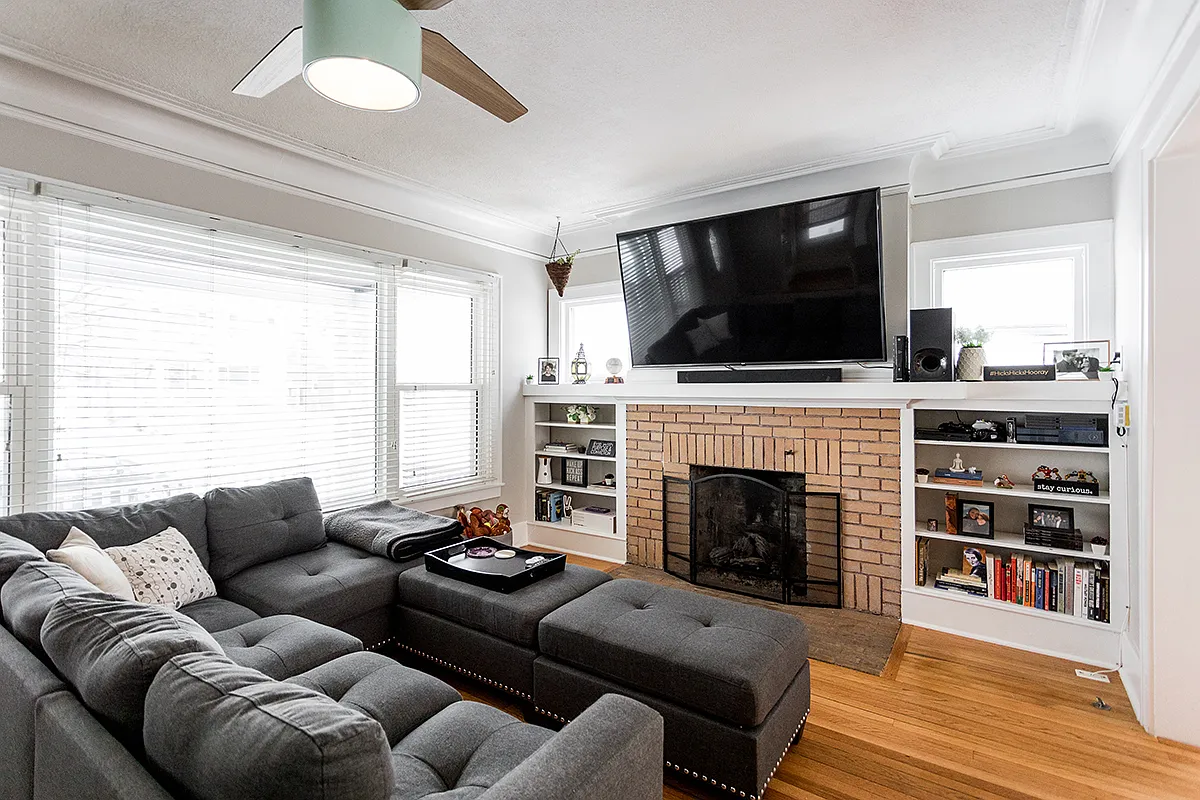 3 bed, 1.5 bath, 1272 sqft, $2,400 — Photo 1