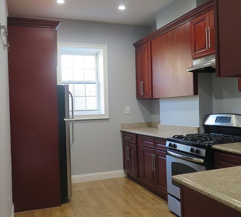 1st image of 625 Nostrand Ave #2B