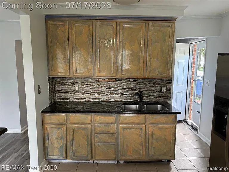 3912 S Gulley Rd — Photo 7