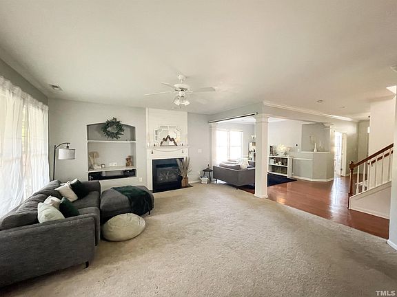 4th image of 2239 Trefoil Ln