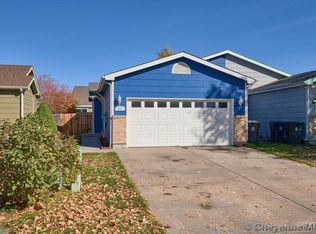 923 Pennsylvania Ave, Cheyenne, WY 82001