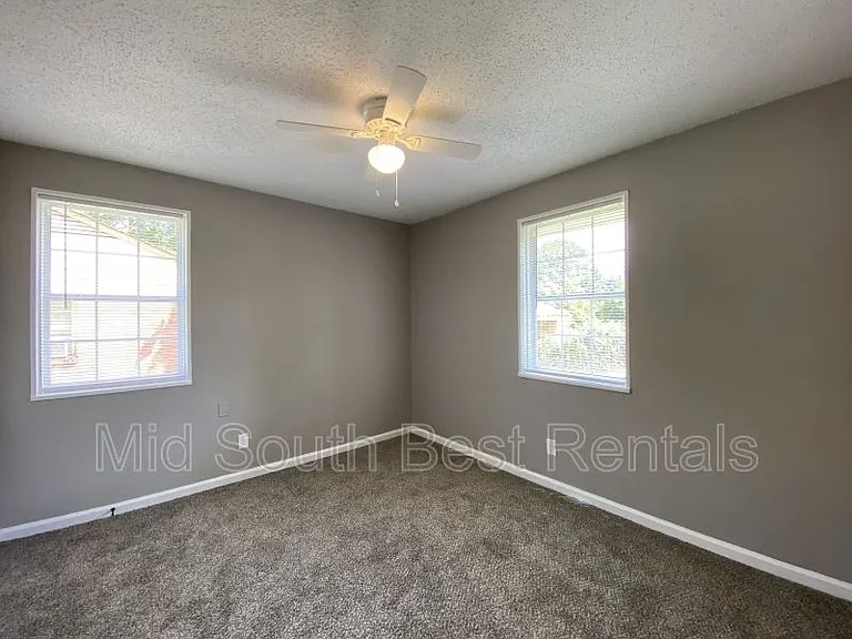 2769 Jolson Ave — Photo 5