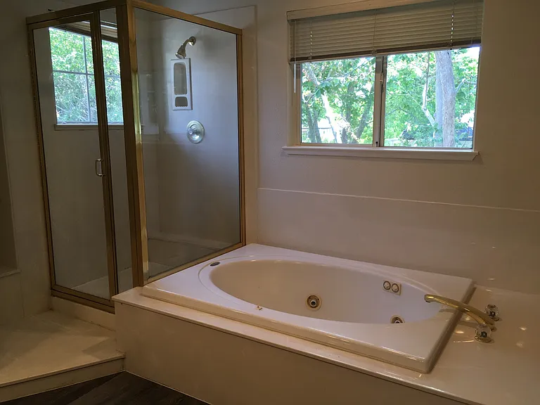 536 Mill River Ln — Photo 11