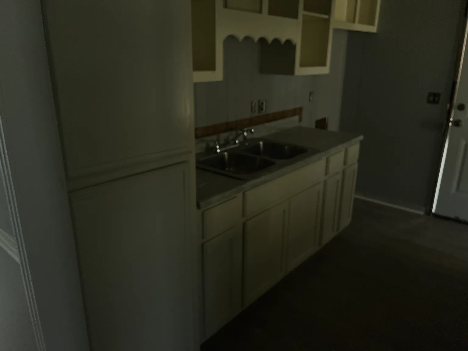 3 bed, 1152 sqft, $1,000 — Photo 3