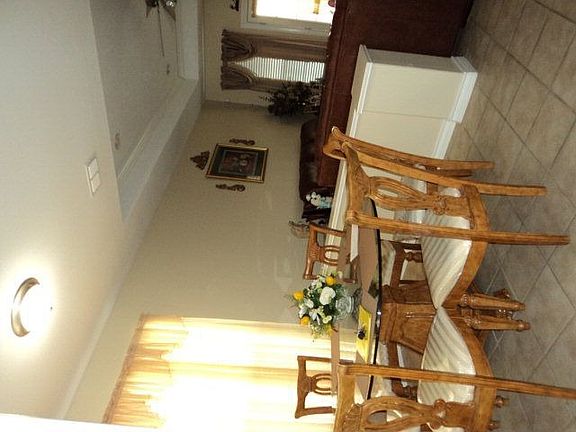 5th image of 2882 Regency