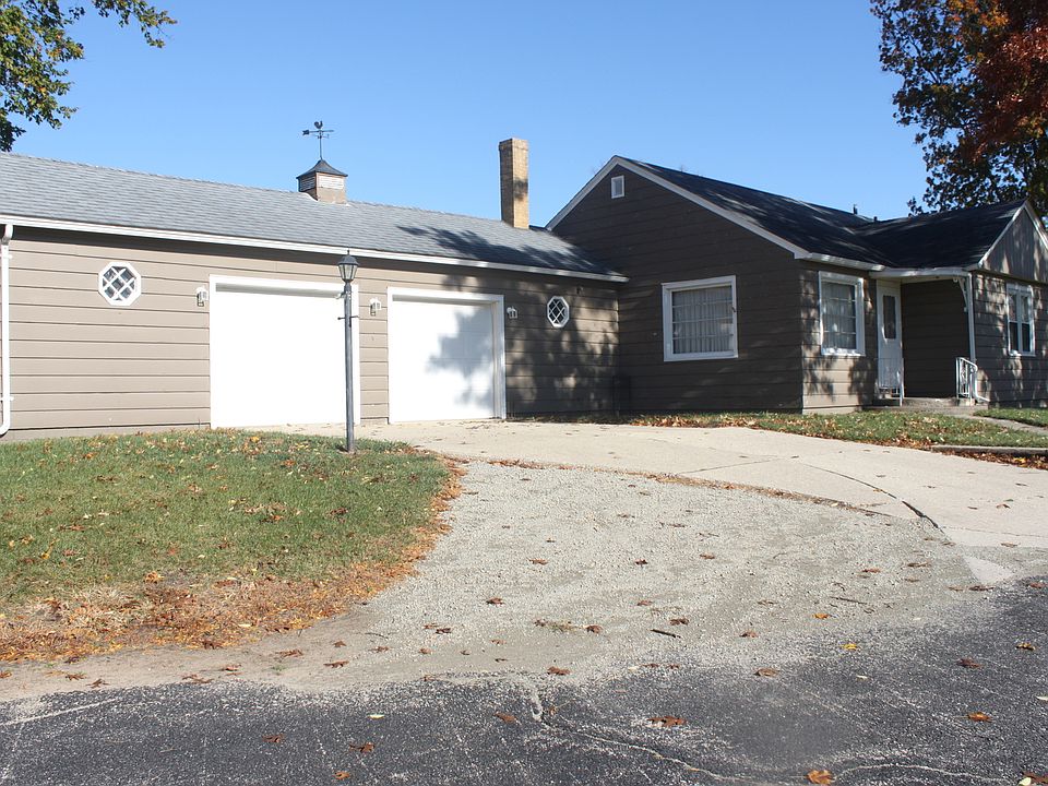 2707 W Rock Falls Rd, Rock Falls, IL 61071 Zillow