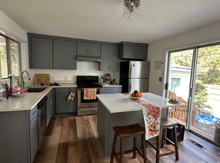 1040 SW Pioneer Dr, Willamina, OR 97396