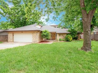 1704 Timber Ridge Rd, Edmond, OK 73034