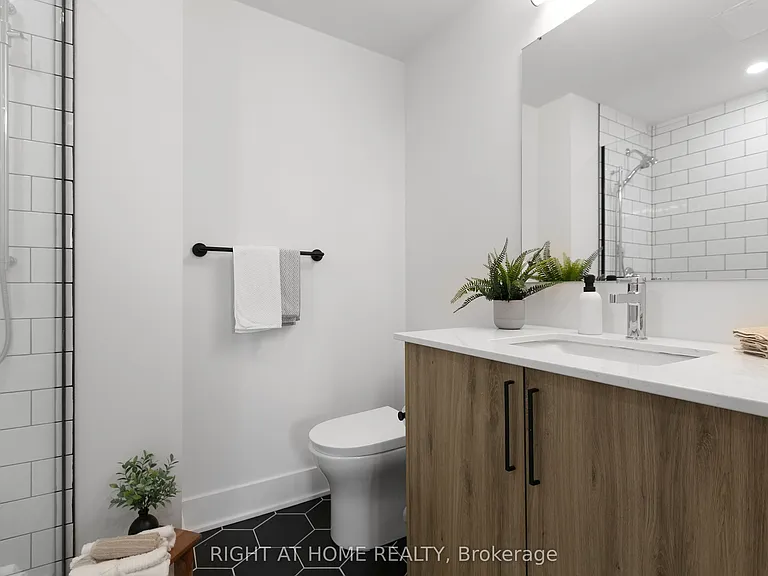377 Winona Ave #607 — Photo 25