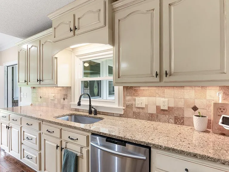 633 Thompson Mill Rd — Photo 19