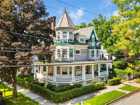 502 N Tioga St, Ithaca, NY 14850