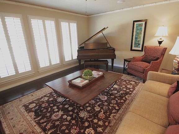 2nd image of 4024 Fawnhollow Dr