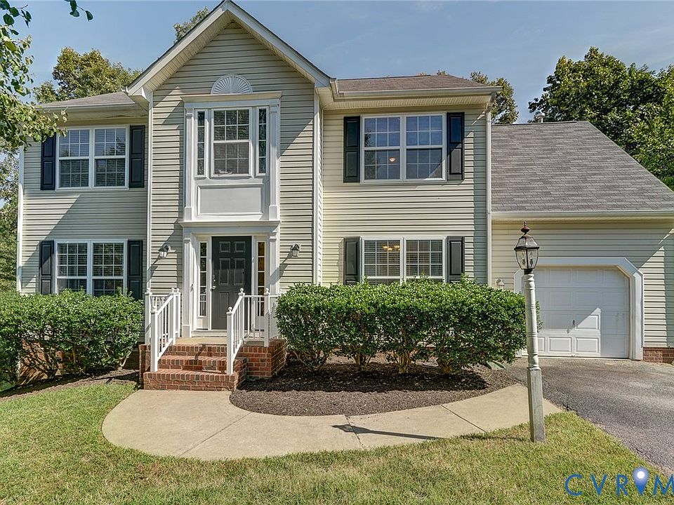 1st image of 925 Scotch Pine Ct