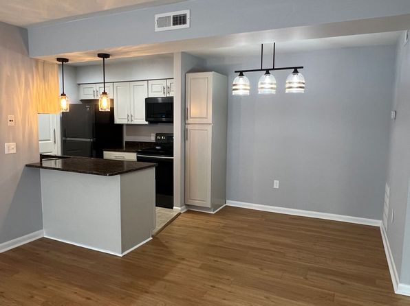 141 Lamotte Dr APT C-1
