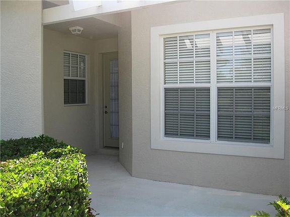 2nd image of 2430 Magnolia Cir