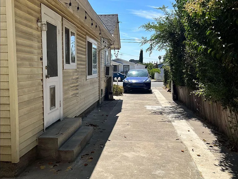 224 Edward Ave — Photo 19