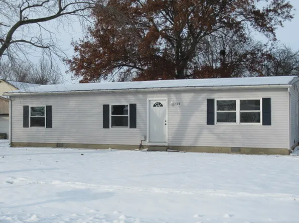 508 W Clark St, Thomasboro, IL 61878