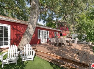 21042 Entrada Rd, Topanga, CA 90290