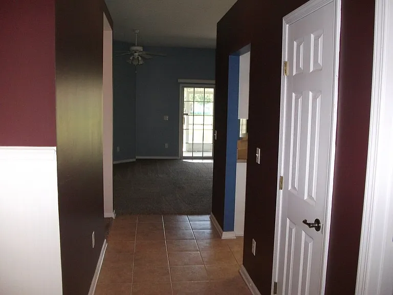 432 Chamberlain Dr — Photo 5