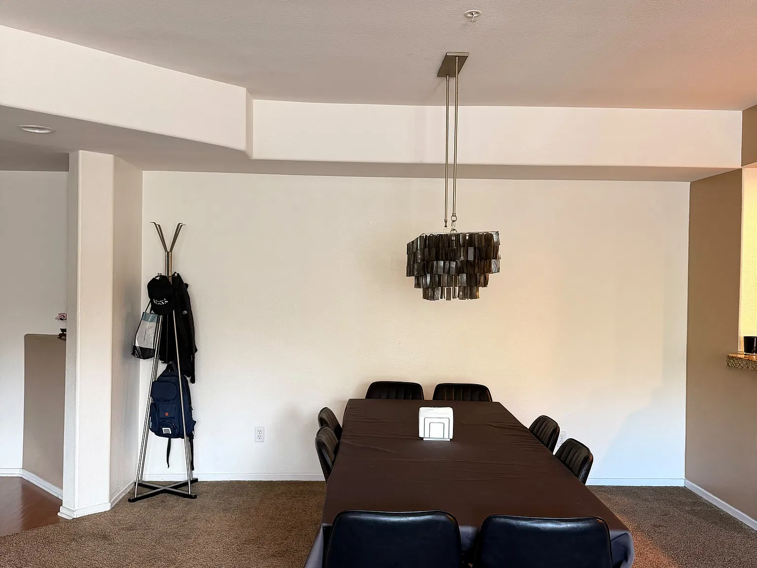 3 bed, 1416 sqft, $3,500 — Photo 2