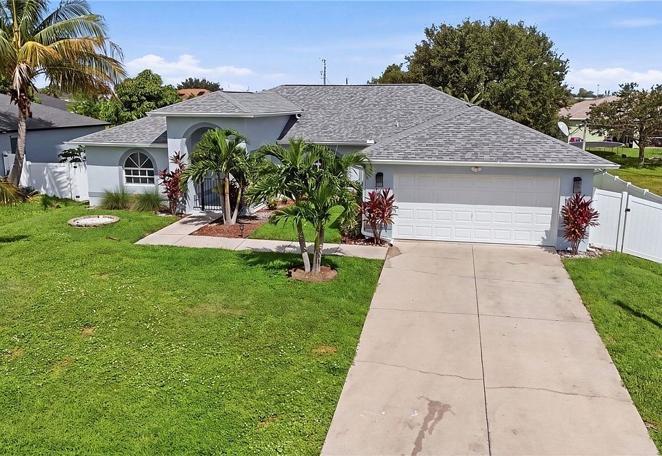 1st image of 413 NW 17th Pl