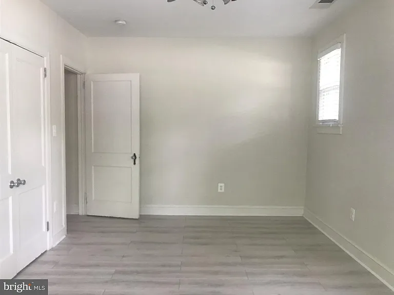 401 Commonwealth Ave #10B — Photo 34