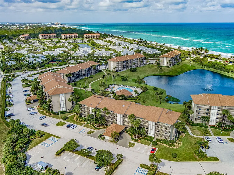 501 S Seas Dr #202 — Photo 40