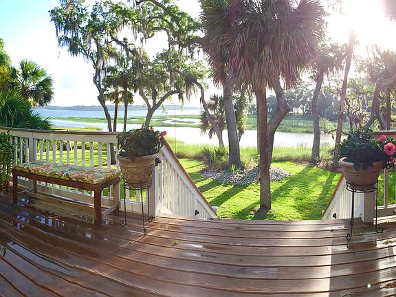 Panoramic from back deck