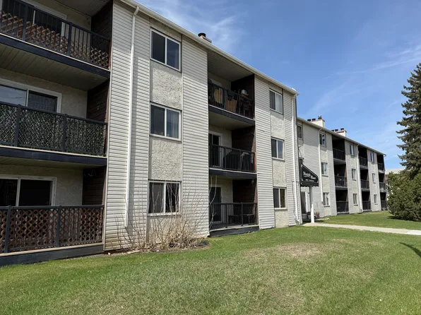 9816 156th St NW #210, Edmonton, AB T5P 2P3