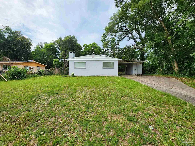 605 Edison Dr — Photo 1