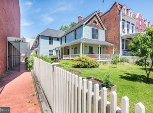 3422 Brown St NW APT 302, Washington, DC 20010