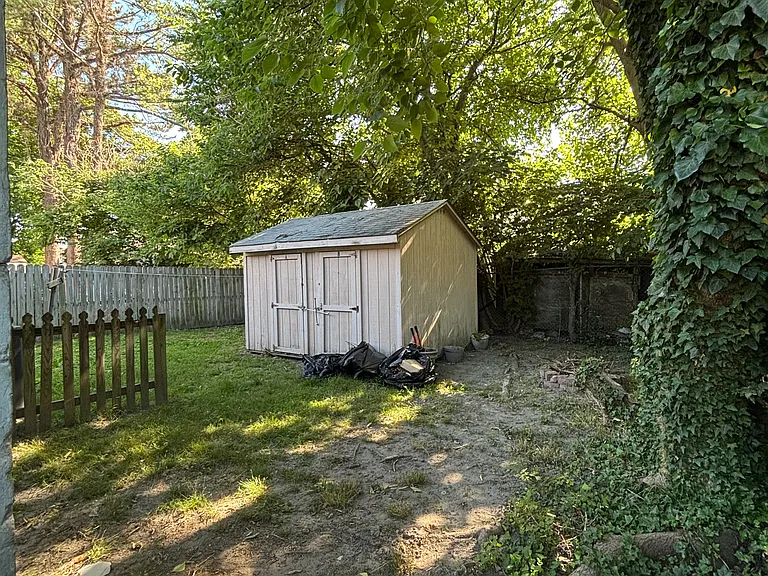 1210 Stewart St #2 — Photo 9