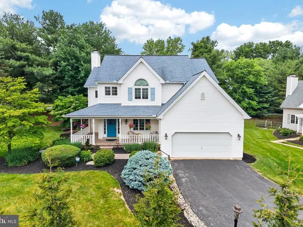 646 Perimeter Dr, Downingtown, PA 19335