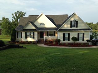 262 Buchanan Dr, Raeford, NC 28376