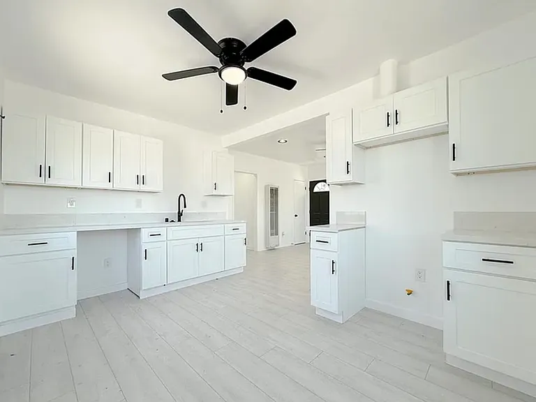 518 N Wilmington Ave #520 — Photo 2